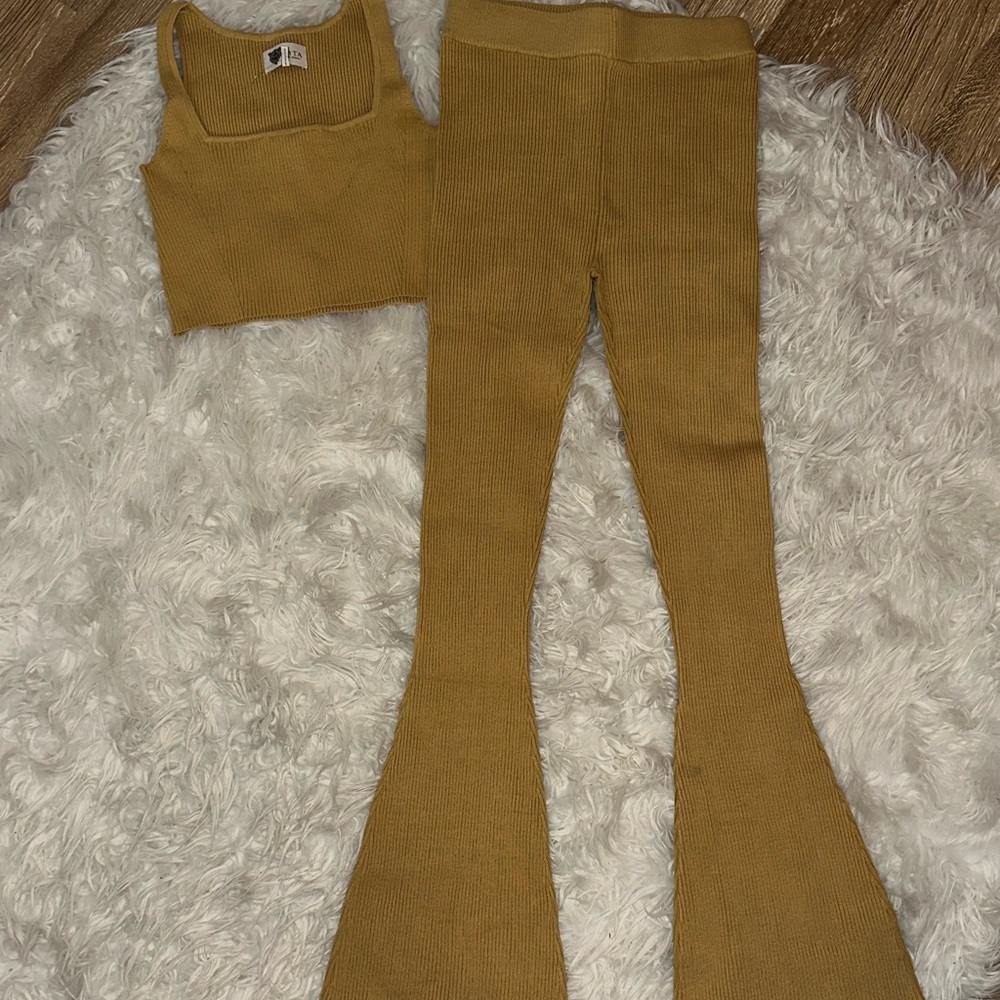 Never worn two piece set